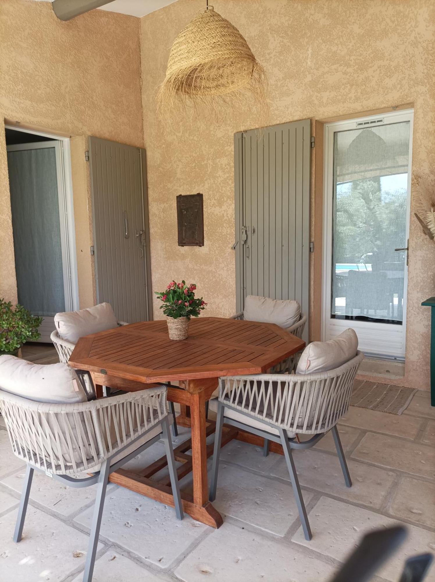 מורייס Chambre D'Hote Au Coeur Des Alpilles מראה חיצוני תמונה